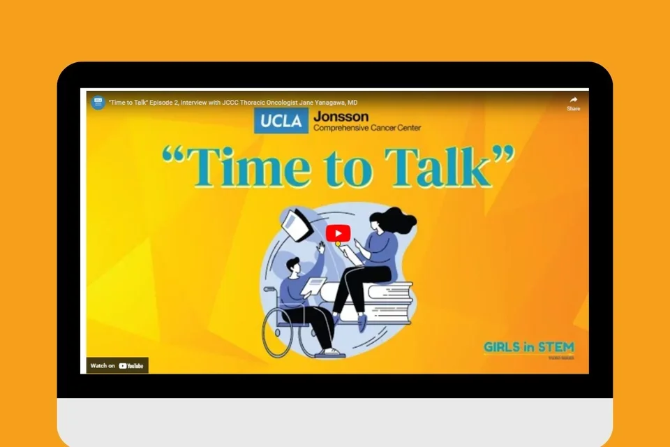 Time to talk Video image of two trainees having a conversation on animated monitor